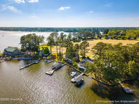 423 Handy's Point Lane Bath NC 27808