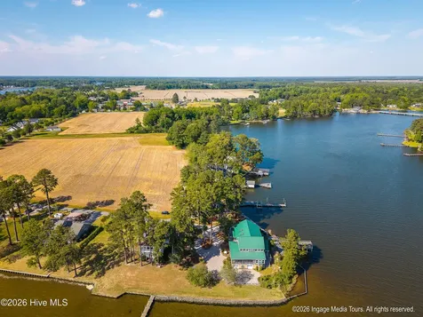 423 Handy's Point Lane Bath NC 27808