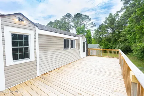 104 Croatan Drive Newport NC 28570