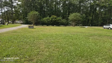 104 Croatan Drive Newport NC 28570
