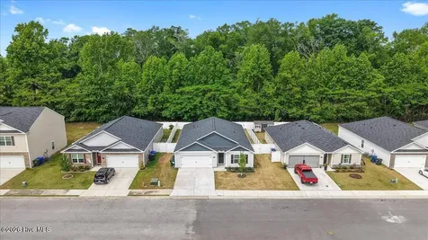 1441 N Wilshire Court Kinston NC 28504