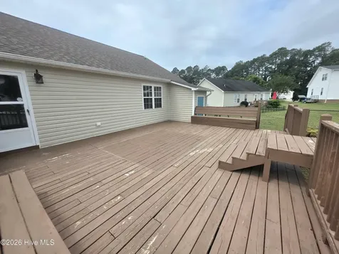 19 Atlantic Avenue Benson NC 27504