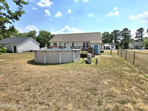 19 Atlantic Avenue Benson NC 27504