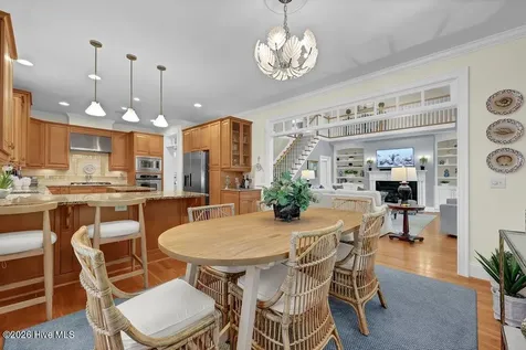 853 Gull Point Road Wilmington NC 28405