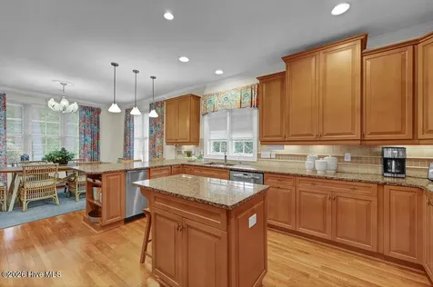 853 Gull Point Road Wilmington NC 28405