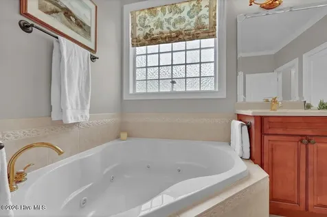 853 Gull Point Road Wilmington NC 28405