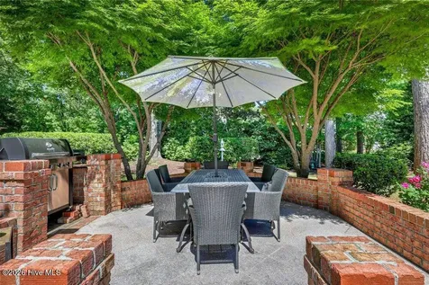 853 Gull Point Road Wilmington NC 28405