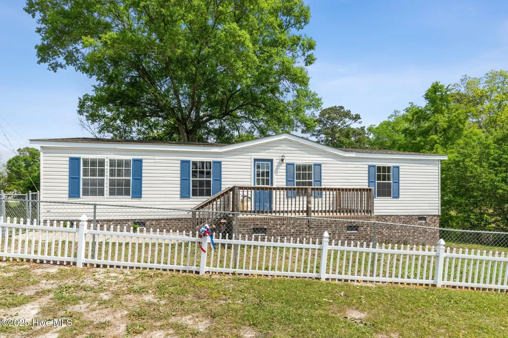 2807 Cross Bones Road SW Supply NC 28462