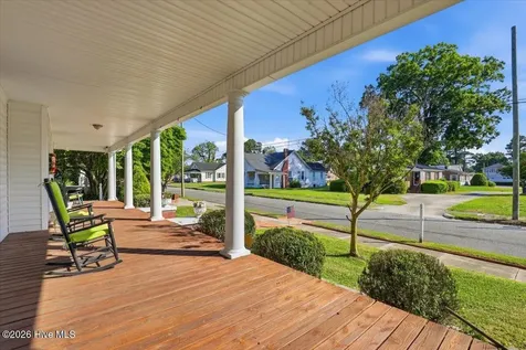 218 W College Street Mount Olive NC 28365