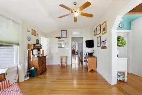 218 W College Street Mount Olive NC 28365