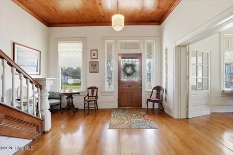 218 W College Street Mount Olive NC 28365