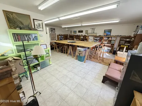 218 W College Street Mount Olive NC 28365
