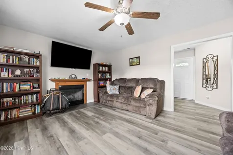 316 Mann Street Hubert NC 28539