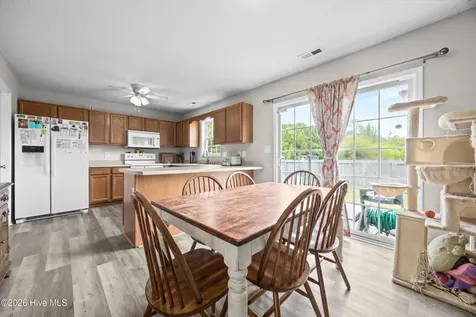 316 Mann Street Hubert NC 28539