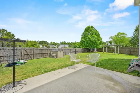 316 Mann Street Hubert NC 28539