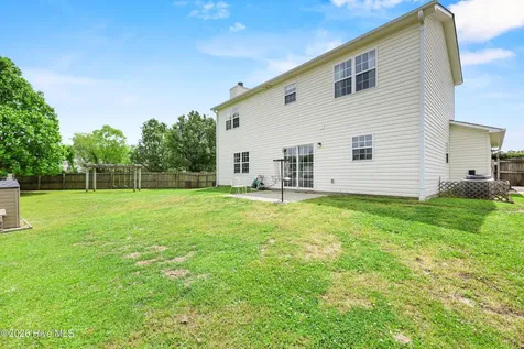 316 Mann Street Hubert NC 28539