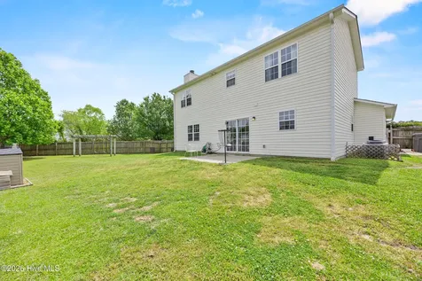 316 Mann Street Hubert NC 28539