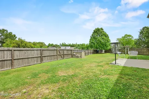 316 Mann Street Hubert NC 28539