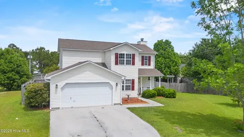 316 Mann Street Hubert NC 28539
