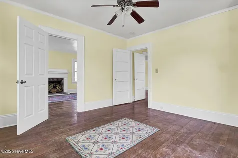 1912 Nun Street Wilmington NC 28403