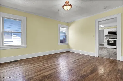 1912 Nun Street Wilmington NC 28403