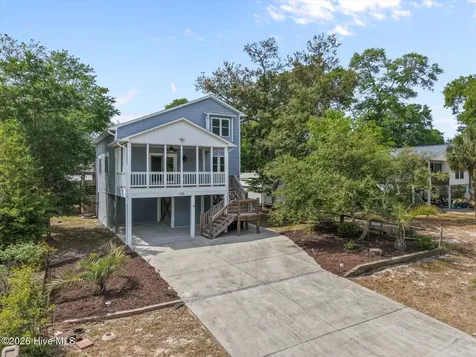 105 SW 11th Street Oak Island NC 28465