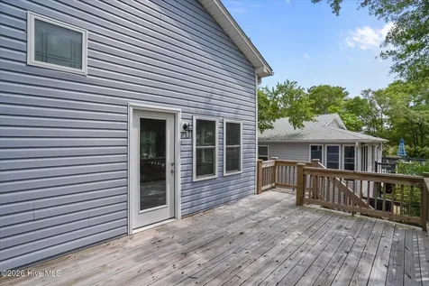 105 SW 11th Street Oak Island NC 28465