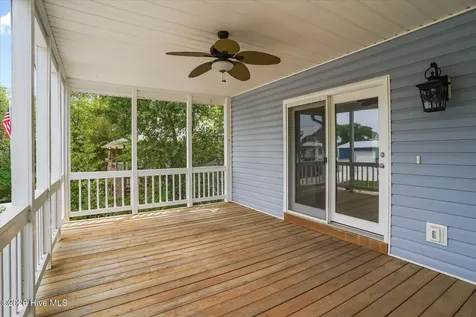 105 SW 11th Street Oak Island NC 28465