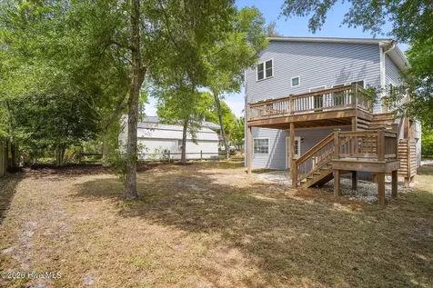 105 SW 11th Street Oak Island NC 28465