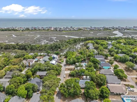 105 SW 11th Street Oak Island NC 28465