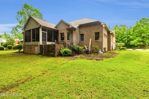 106 Brugg Court New Bern NC 28562
