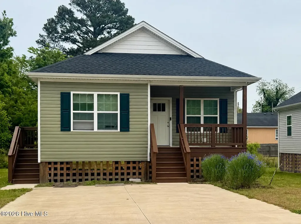 704 Harney Street Elizabeth City NC 27909