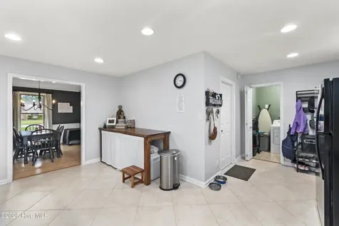 606 Forest Hill Circle Elizabeth City NC 27909