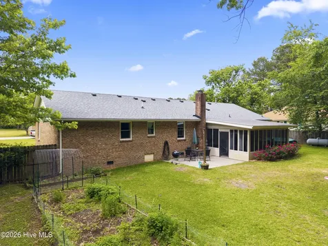 606 Forest Hill Circle Elizabeth City NC 27909