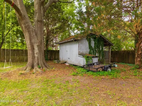 606 Forest Hill Circle Elizabeth City NC 27909