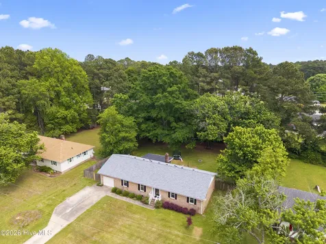 606 Forest Hill Circle Elizabeth City NC 27909
