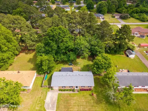 606 Forest Hill Circle Elizabeth City NC 27909