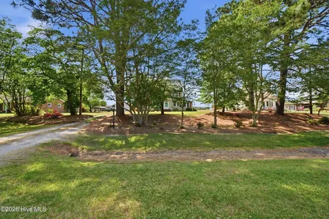1378 N Nc Highway 32 N Corapeake NC 27926