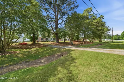 1378 N Nc Highway 32 N Corapeake NC 27926