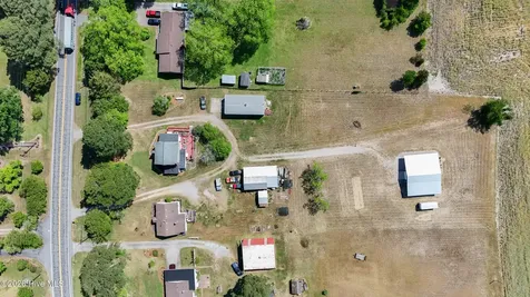 1378 N Nc Highway 32 N Corapeake NC 27926