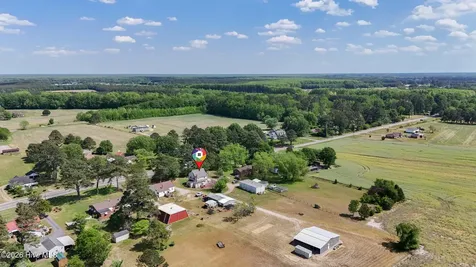 1378 N Nc Highway 32 N Corapeake NC 27926