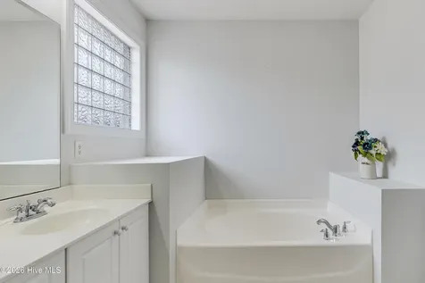 1124 Garden Club Way Leland NC 28451