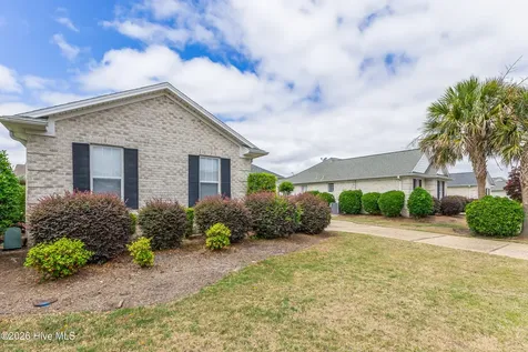 1124 Garden Club Way Leland NC 28451