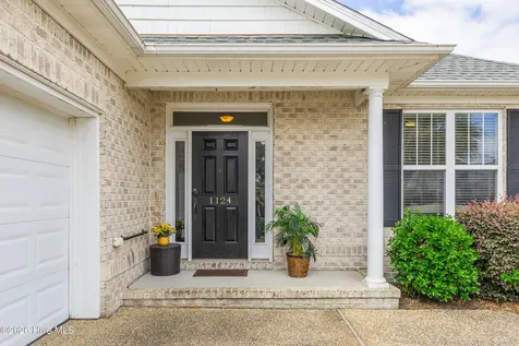 1124 Garden Club Way Leland NC 28451