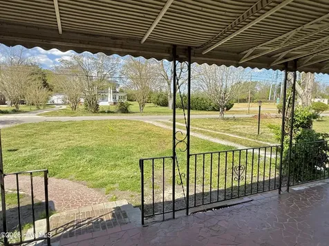 513 E Main Street Plymouth NC 27962