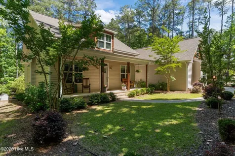 1659 E Indiana Avenue Southern Pines NC 28387