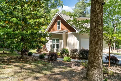 1659 E Indiana Avenue Southern Pines NC 28387