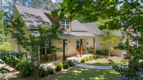 1659 E Indiana Avenue Southern Pines NC 28387