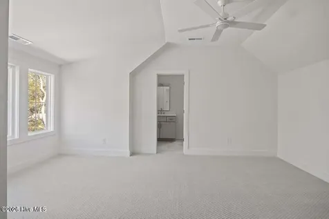 725 Breezewood Drive SE Bolivia NC 28422
