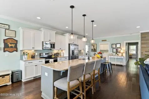 1236 N Caswell Avenue Southport NC 28461